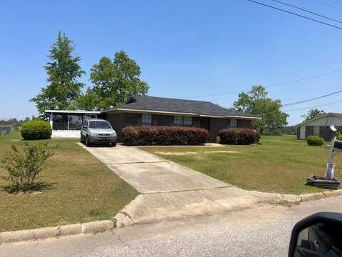 404 Terrace Dr, Headland, AL 36345