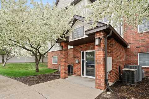 6440 Ep True Parkway, West Des Moines, IA 50266