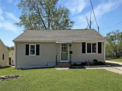 608 12th Street, West Des Moines, IA 50265