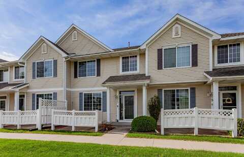 2815 Ashland Court, Altoona, IA 50009
