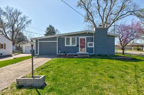 4132 69th Street, Urbandale, IA 50322