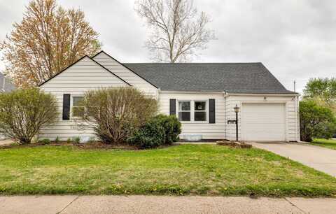 2701 E Walnut Street, Des Moines, IA 50317