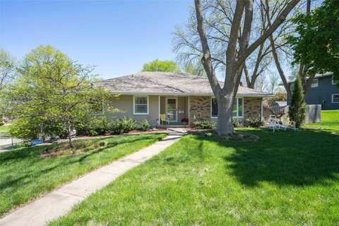 1233 24th Street, West Des Moines, IA 50266