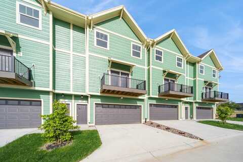 335 Forest Avenue, Des Moines, IA 50314