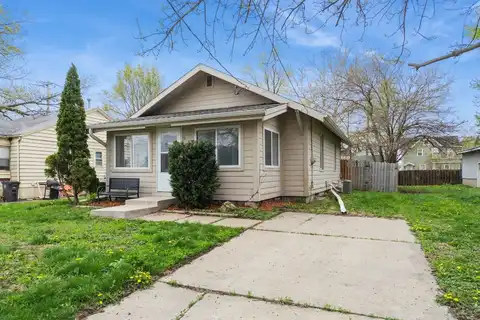 2904 5th Avenue, Des Moines, IA 50313