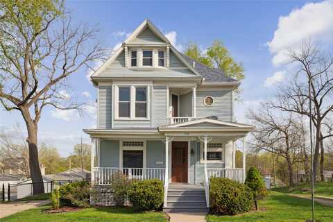 218 E Howard Street, Colfax, IA 50054
