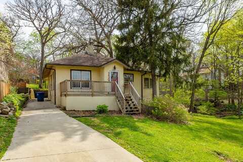 5420 Ingersoll Avenue, Des Moines, IA 50312
