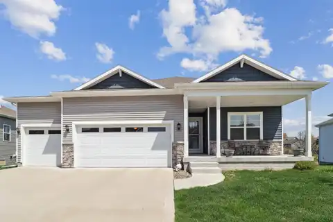 332 SE Willow Run Lane, Ankeny, IA 50021