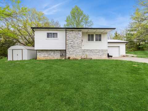 520 Lakeview Drive, Lamoni, IA 50140