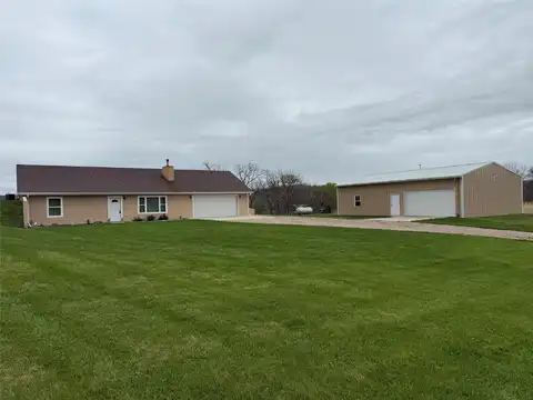 3175 Pheasant Run Trail, Peru, IA 50222