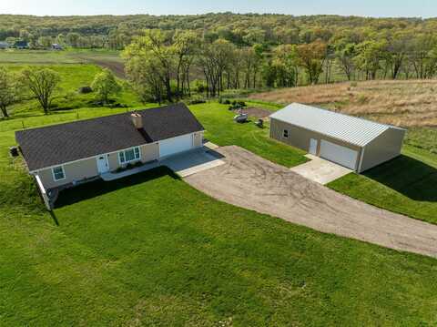 3175 Pheasant Run Trail, Peru, IA 50222