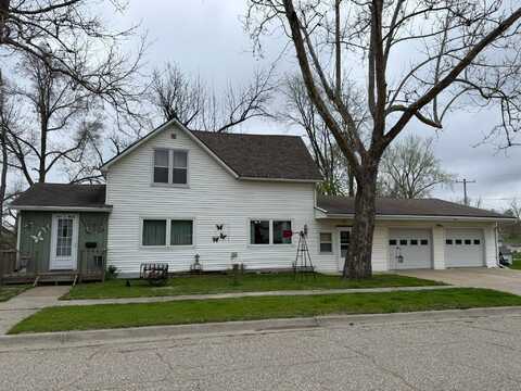809 S Main Street, Toledo, IA 52342
