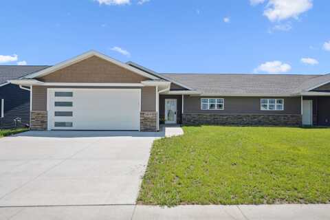1019 Sage Oak, Manchester, IA 52057