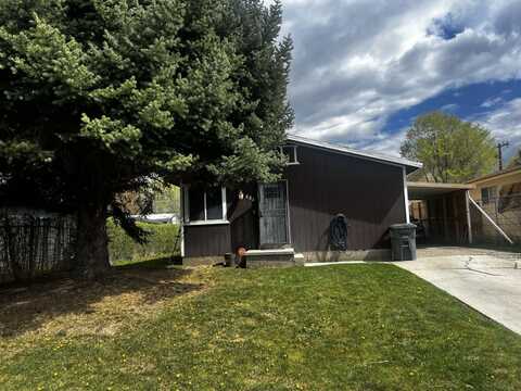 838 Ouderkirk Avenue, Elko, NV 89801