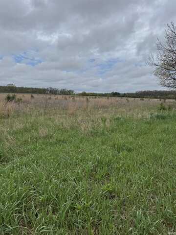 900 E Road, Walkerton, IN 46574