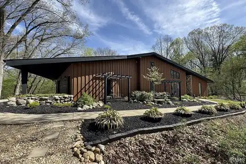 55960 County Road 23, Bristol, IN 46507