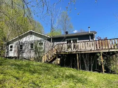 115 Joes Lane, Hazard, KY 41701