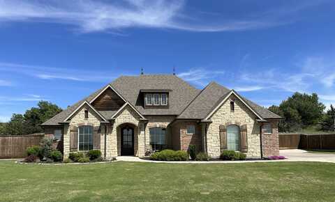 2814 Moellling Lane, Woodward, OK 73801