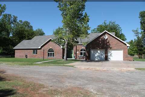 5835 Oklahoma Ave, Woodward, OK 73801