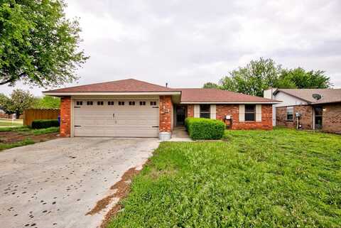 113 S Texoma Dr, Enid, OK 73703