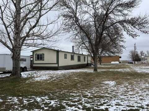 104 Orchard St, Hysham, MT 59038