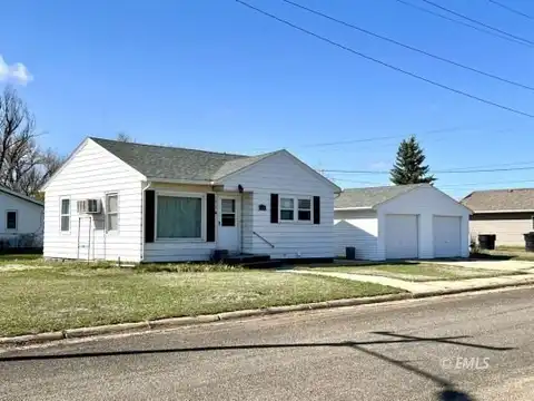 118 E Lincoln Ave, Baker, MT 59313
