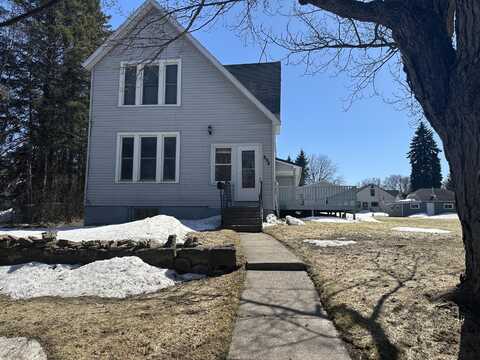 804 Newton AVE, Muir, MI 49783
