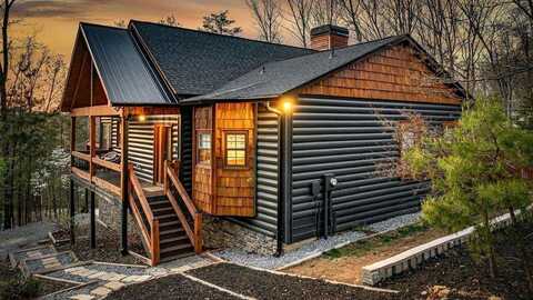 346 Logan Drive, Mineral Bluff, GA 30559