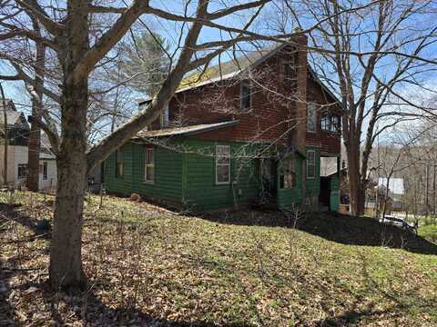 84 Park Avenue, Saranac Lake, NY 12983