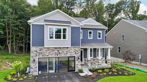 301 Dye Lane, Westover, WV 26501