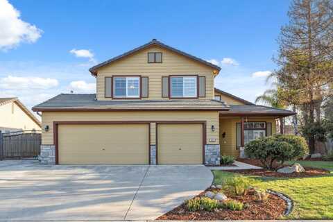 883 Willow Circle, Hanford, CA 93230