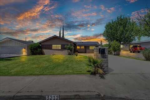 3212 Apollo St, Bakersfield, CA 93306