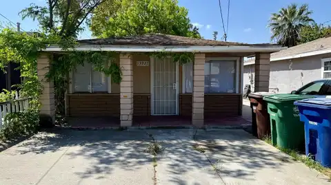 13927 Highway Avenue, Armona, CA 93202
