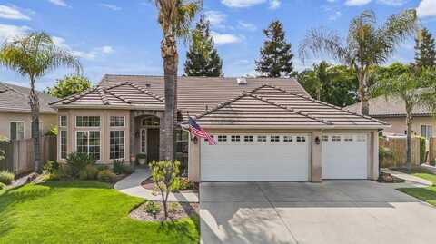 2476 Soquel Circle E, Fresno, CA 93720