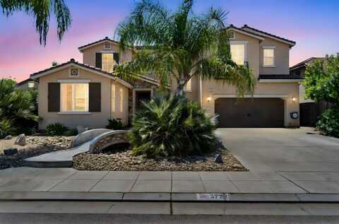 3772 Wrenwood Avenue, Clovis, CA 93619