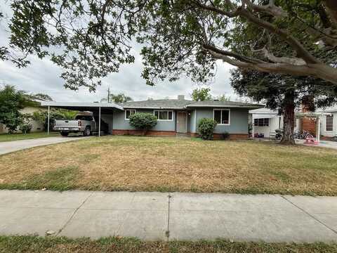 345 Dayton Avenue W, Fresno, CA 93705