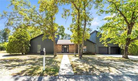 6823 Timbercroft Lane, Fayetteville, NC 28314