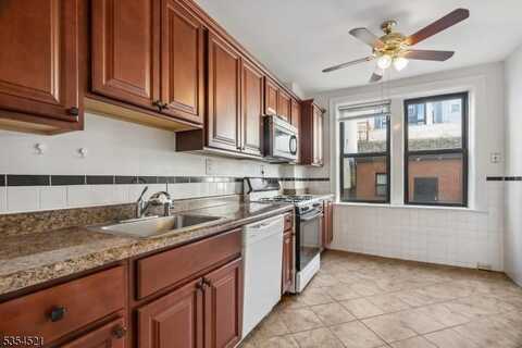 463 Pavonia Ave, Jersey City, NJ 07306
