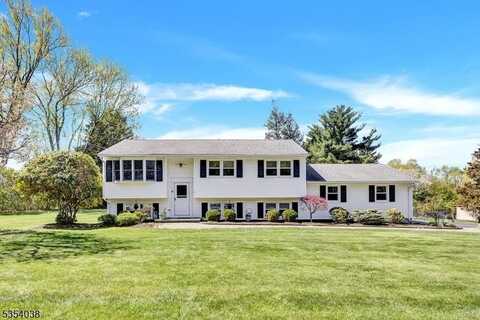 6 Lincoln Dr, Roxbury Township, NJ 07836