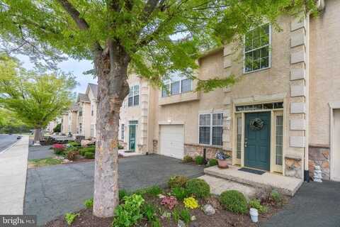 121 CASTLE DRIVE, NORTH WALES, PA 19454