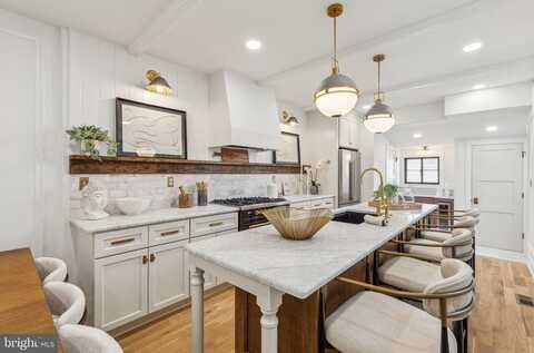 213 MORRIS STREET, PHILADELPHIA, PA 19148