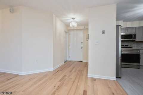 30 S Adelaide Ave, Highland Park, NJ 08904