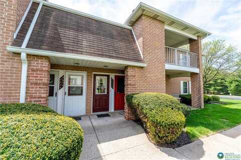 2675 Rolling Green Drive, Macungie, PA 18062