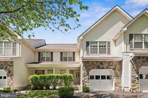 204 CONCORD PLACE, NORTH BRUNSWICK, NJ 08902