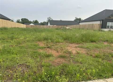 2100 Yellowstone DR, Barling, AR 72923