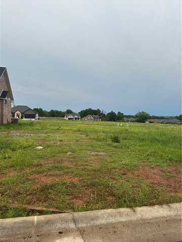 414 Waggoner LN, Barling, AR 72923