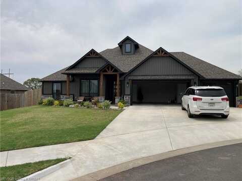 2817 Marissa CT, Van Buren, AR 72956