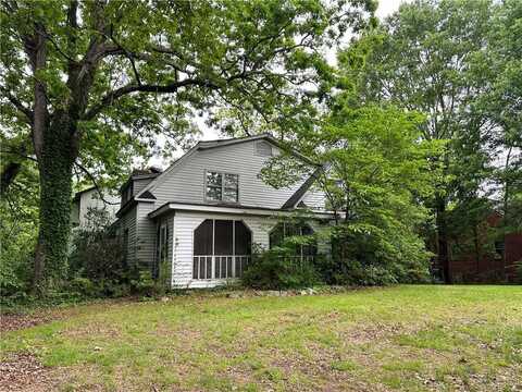 2413 Charleston Oaks Lane, Decatur, GA 30030