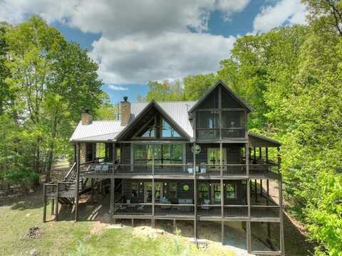 46 Cochise Road, Blue Ridge, GA 30513