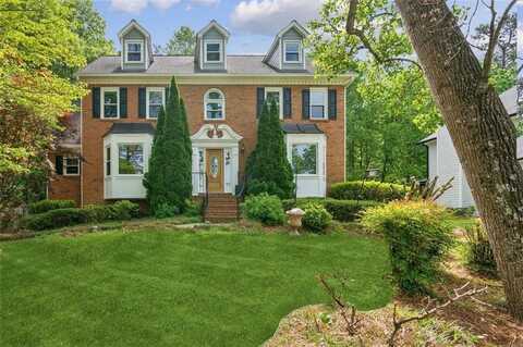 22 Oakwood HIlls Drive, Suwanee, GA 30024